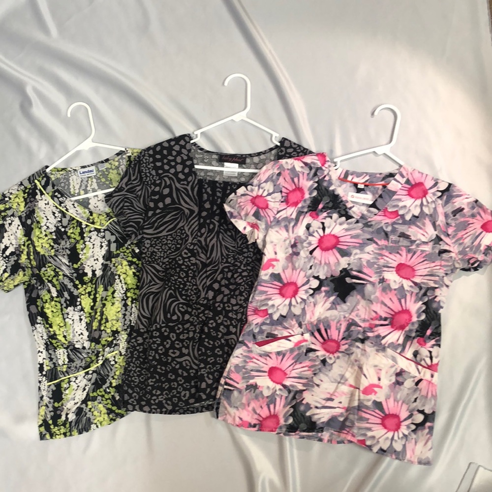 3 pack of Women’s Scrub Tops